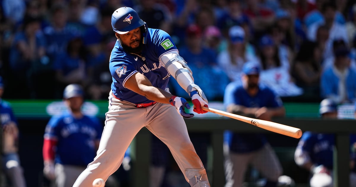 Toronto Blue Jays score first run in nearly 30 innings