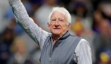 Milwaukee honors longtime Milwaukee Brewers broadcaster Bob Uecker with giant downtown mural