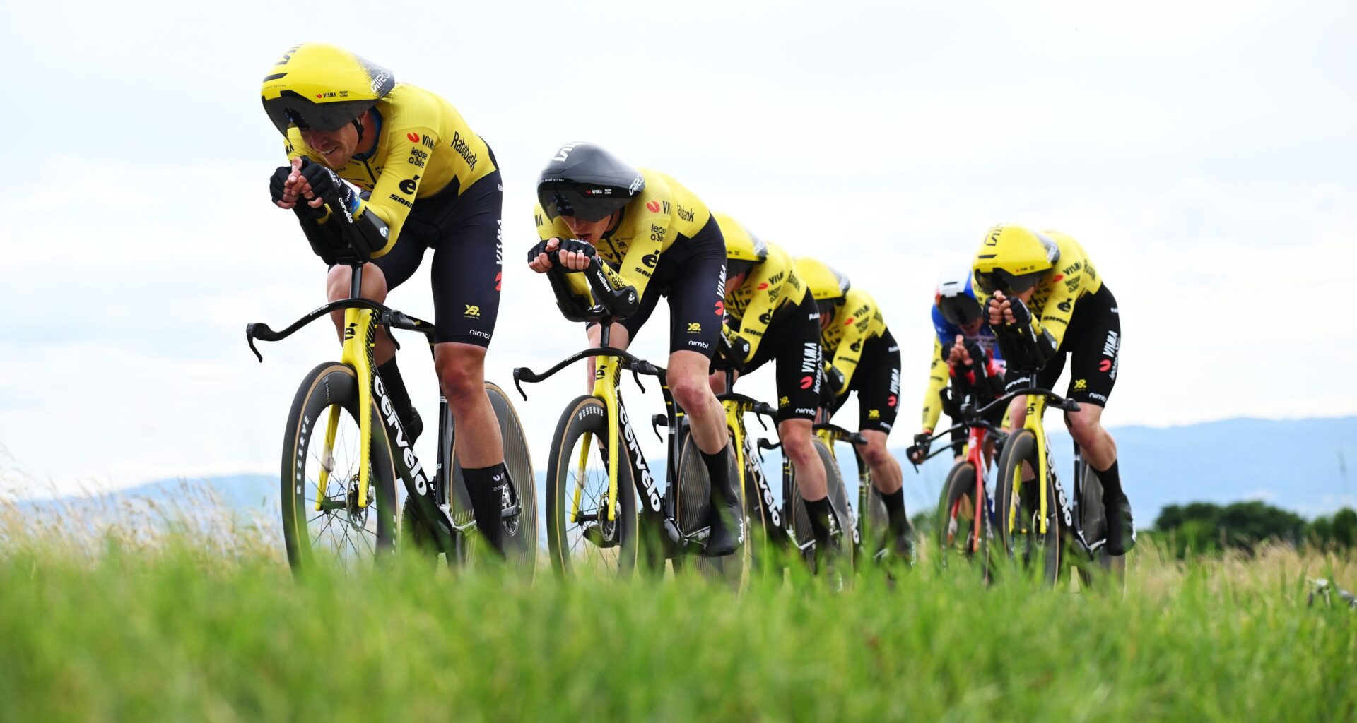 'When you win, it’s a good test’ - Visma-Lease a Bike confident ahead of Tour de France opening TTT