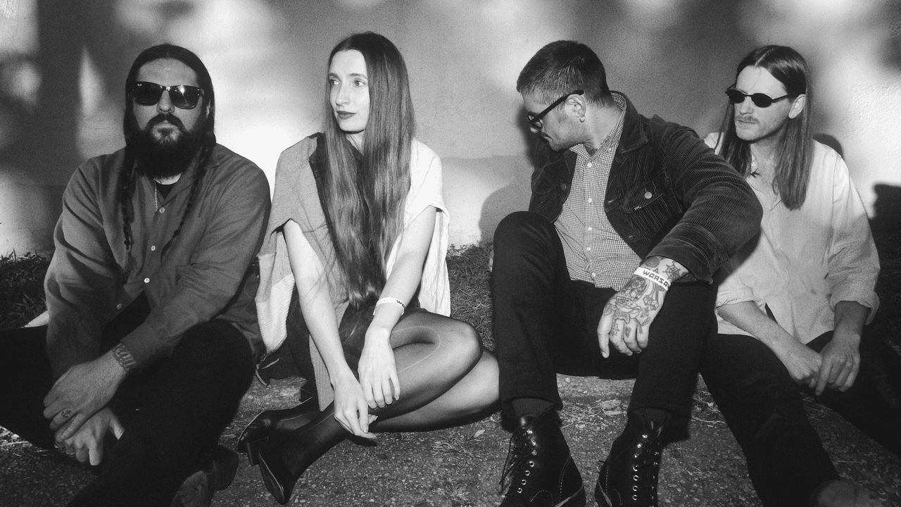 Dry Cleaning Add Two New Songs to Secret Love (Deluxe Edition)