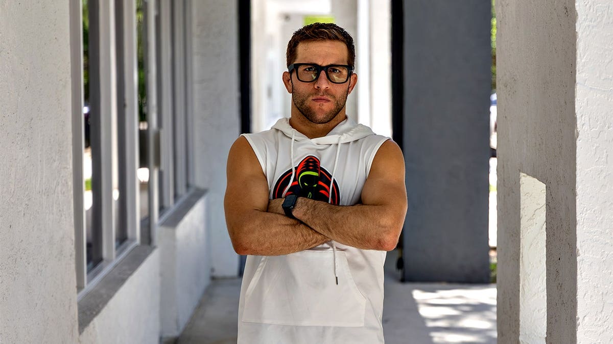 Dustin Lampros