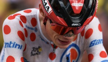 Jonas Vingegaard crashes out of the Tour de France on stage 15, breaks collarbone