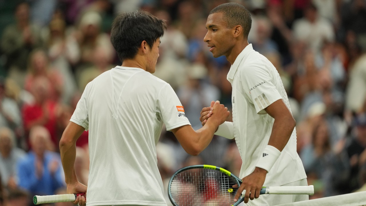 Canada's Auger-Aliassime beats Zheng to reach Round of 16 at Wimbledon