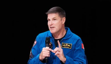 Jeremy Hansen: Astronaut leaving Canadian Space Agency