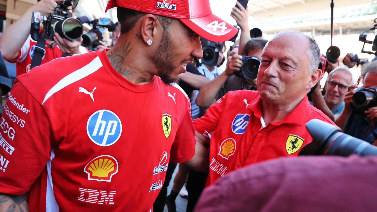 Ferrari responds to Lewis Hamilton F1 contract rumours