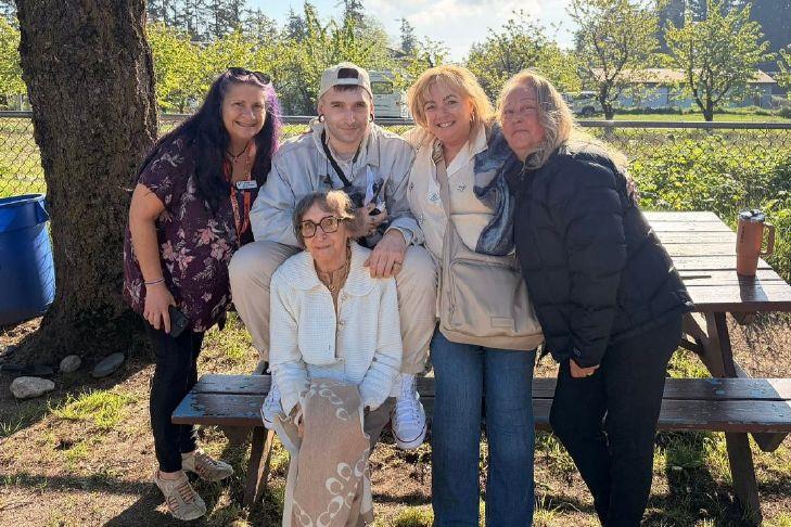 Hope community helps homeless man reunite with Quebec family