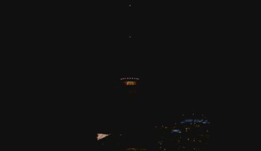 Salsa on St. Clair shooting: CN Tower dims lights in tribute
