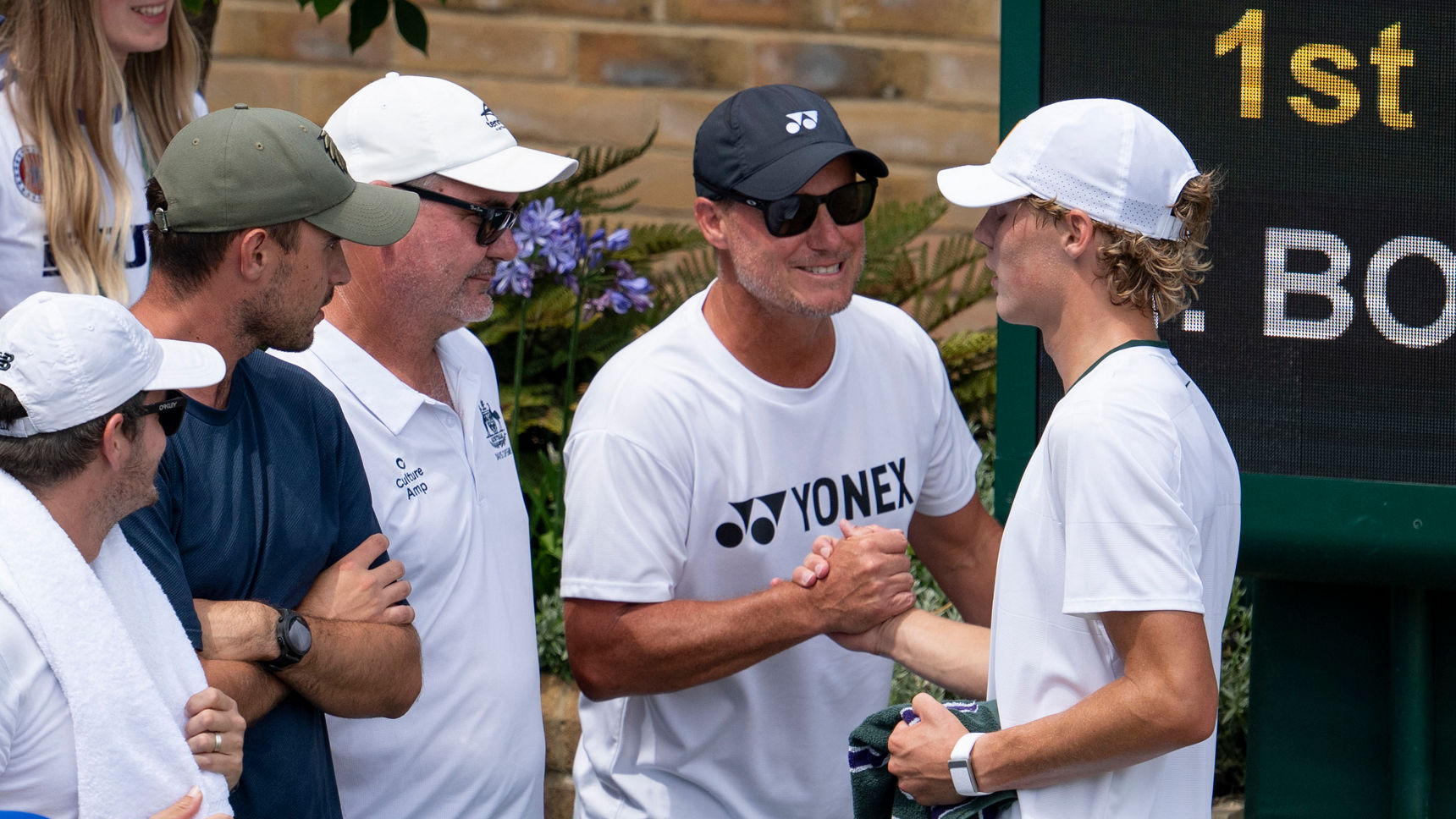 'He's in my corner': Cruz Hewitt's support from dad Lleyton - Wimbledon