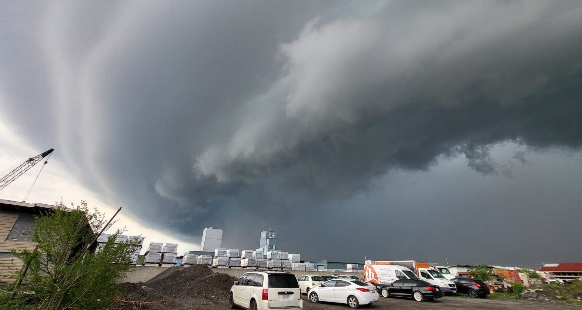 Thunderstorm warning in place for Ottawa Saturday afternoon