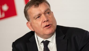 Cenovus head sees growth from agreement signed by Ottawa, Alberta and top oil producers