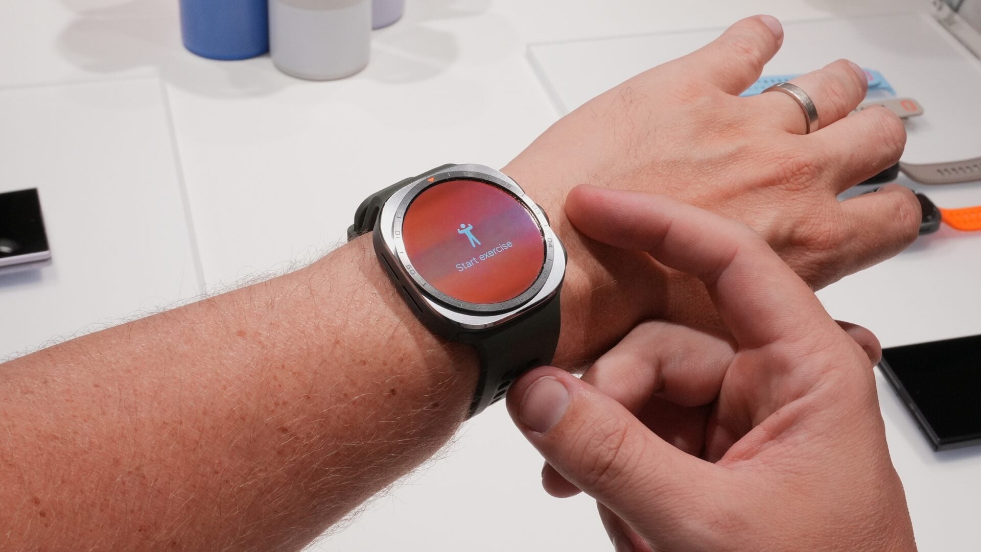 Galaxy Watch Ultra 2 exercise screen