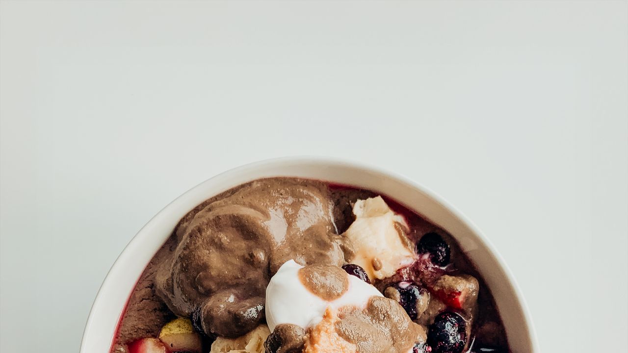 5 Delicious Anti-Inflammatory Snacks You Can Prep in 5 Minutes