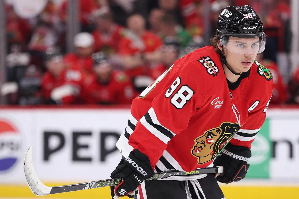 Blackhawks’ Connor Bedard undergoes shoulder surgery after offseason injury