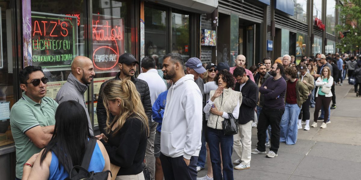 The rise of 'conspicuous waiting': The economic theory behind Gen Z's viral lines