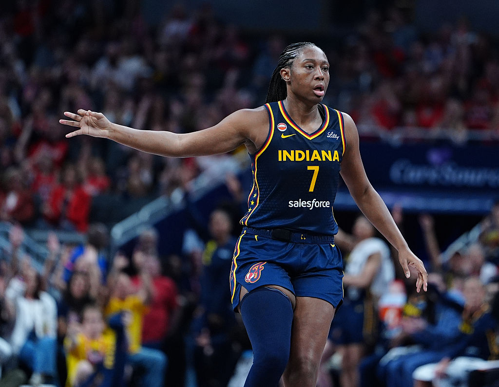 INDIANAPOLIS, IN - JUNE 27: Indiana Fever center Aliyah Boston (7) reacts after making a 3 point shot against the Los Angeles Sparks on June 27, 2026, at Gainbridge Fieldhouse in Indianapolis, Indiana. (Photo by Brian Spurlock/Icon Sportswire via Getty Images)