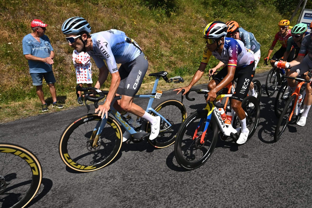 Chris Harper pulls out of Tour de France after losing part of thumb in crash