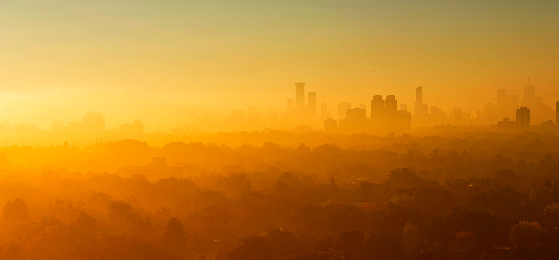 Tomorrow's Weather Edmonton (Jul 26): Warm, Clear Skies, Fog in AM