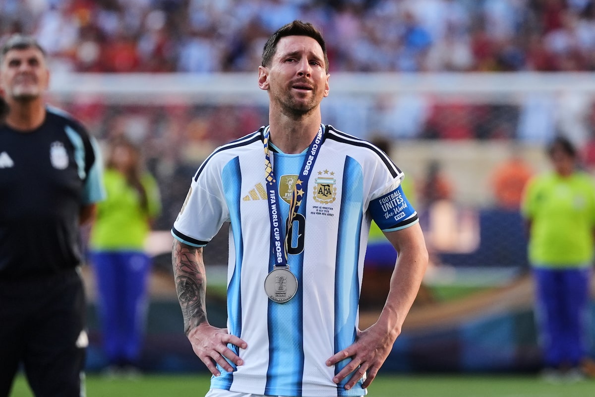 Messi returns to Argentina after World Cup final loss to Spain