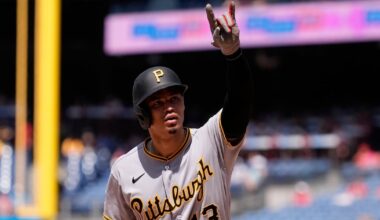 Esmerlyn Valdez helps Pirates beat Phillies to split four-game series