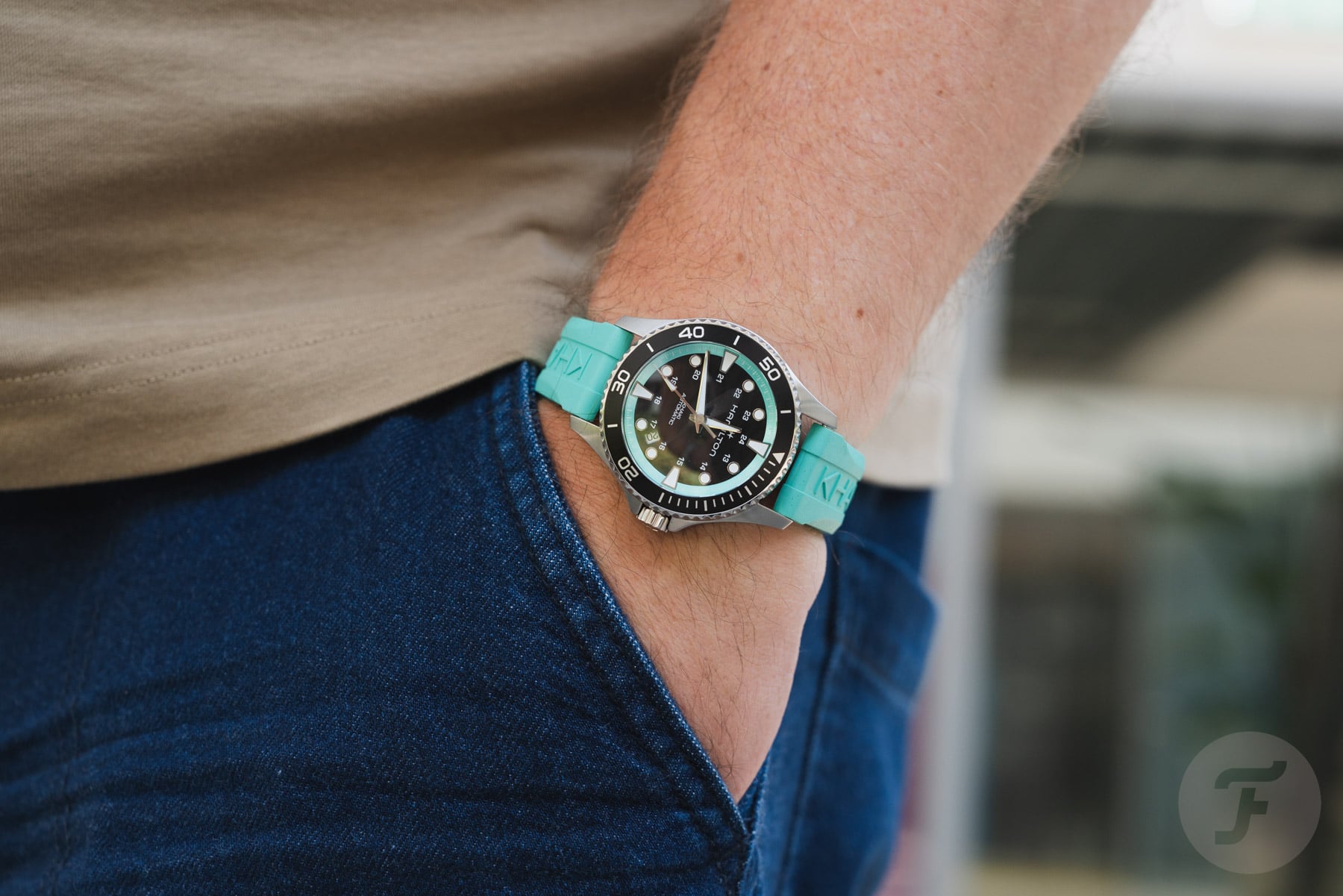 Hamilton Khaki Navy Scuba Auto pocket shot