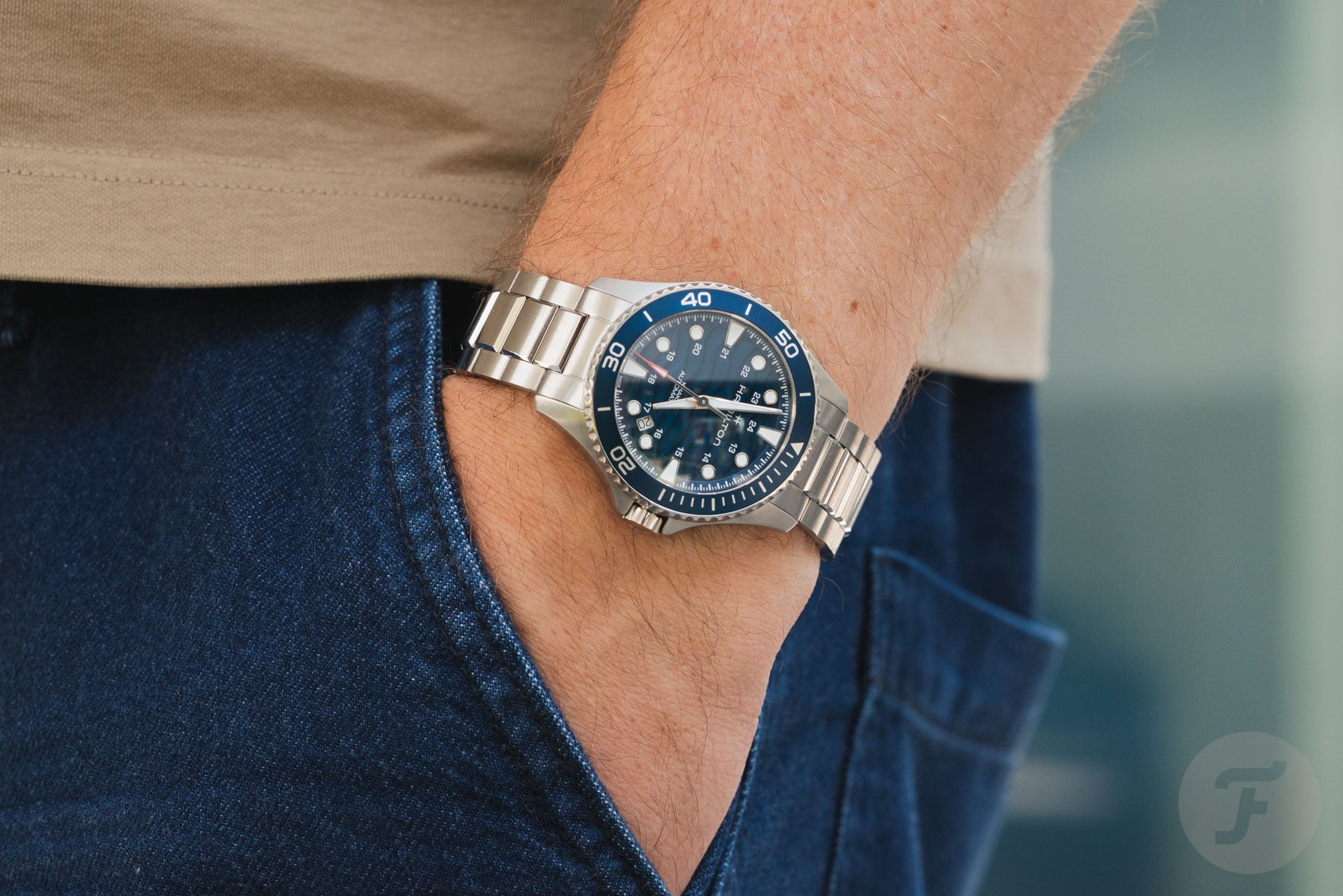 Hamilton Khaki Navy Scuba Auto pocket shot