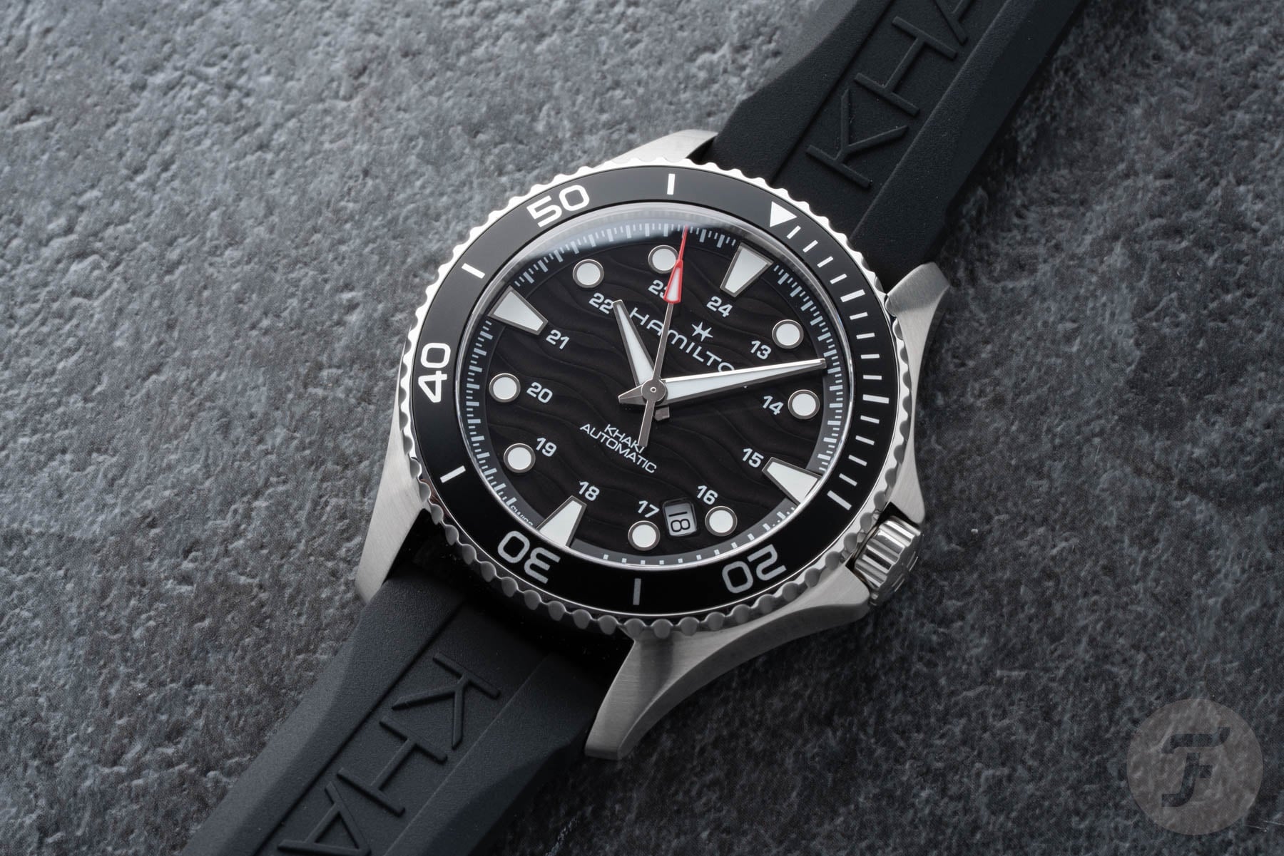 Hamilton Khaki Navy Scuba Auto flat-lay