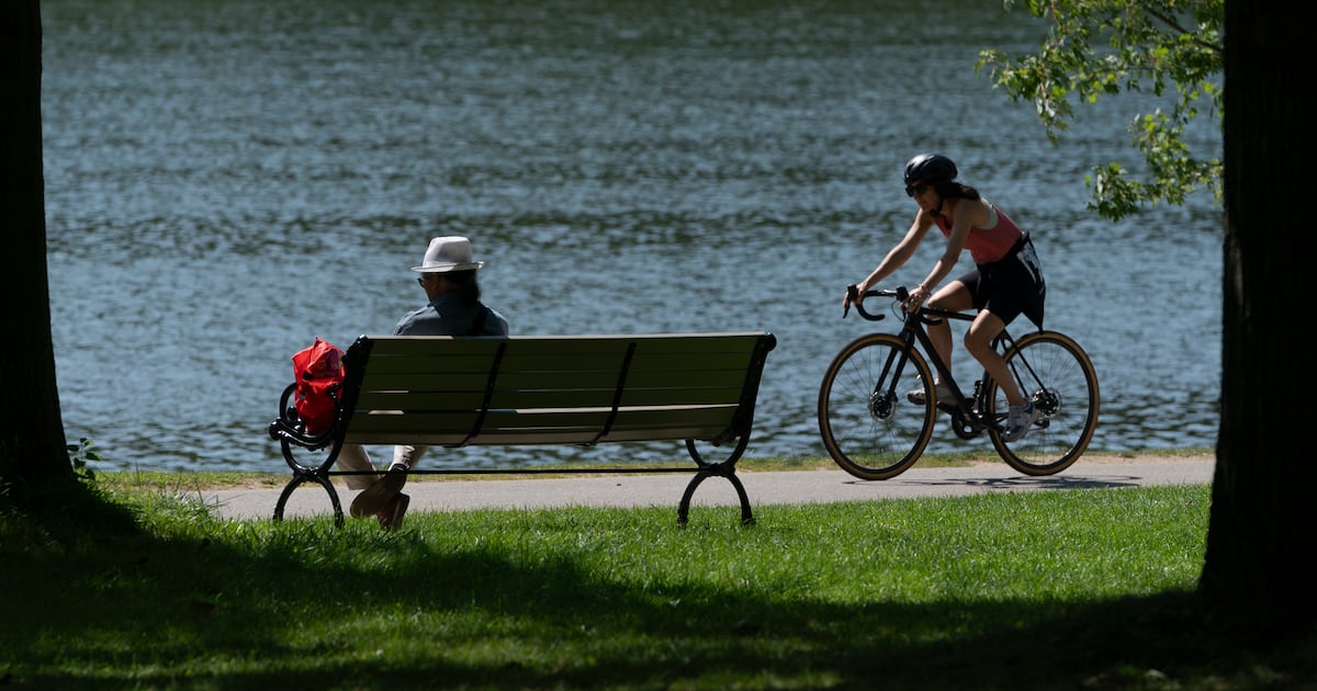 Toronto weather: Heat warning continues for 5th day in row