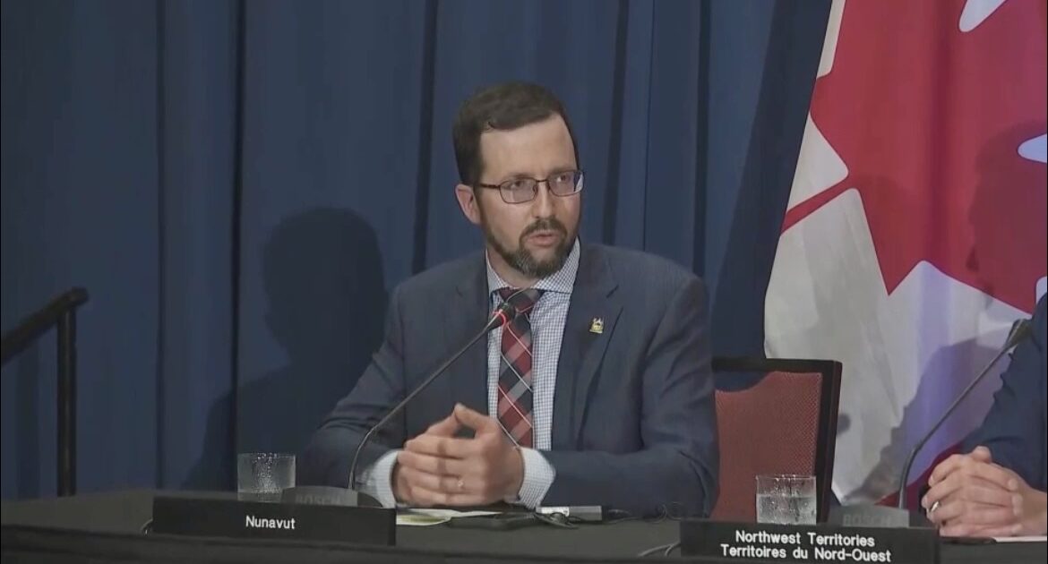 Ottawa should help Nunavut with high medical travel costs, Main says