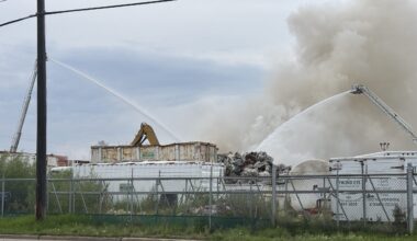 Edmonton firefighters battle industrial blaze Wednesday evening