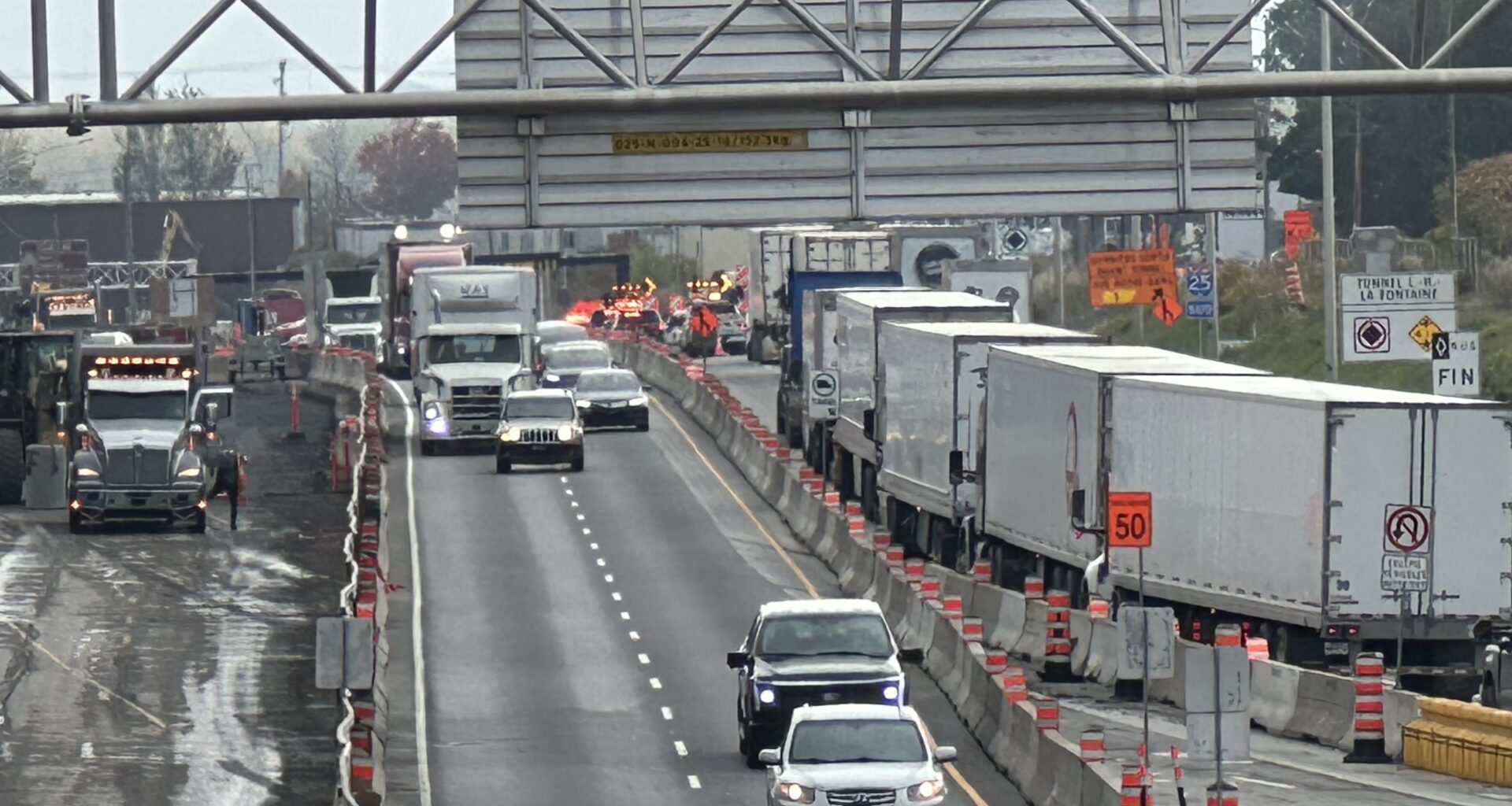 Louis-Hippolyte-La Fontaine tunnel closures planned in both directions this weekend