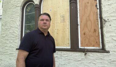 Residents react to string of break-ins Saturday morning in Crescentwood