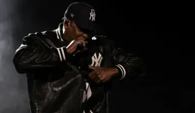 Jay-Z Celebrates 'The Blueprint' With Eminem, Pharrell and Slick Rick