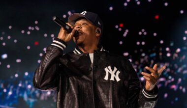 Jay-Z Performs 'Reasonable Doubt' at Yankee Stadium with Nas, Beyoncé