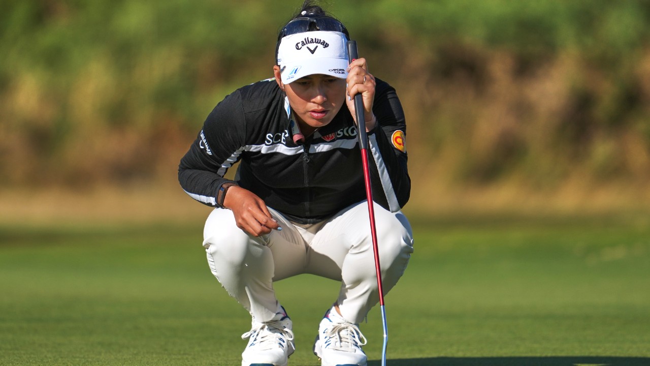 Thitikul takes two stroke lead at AIG Women's Open