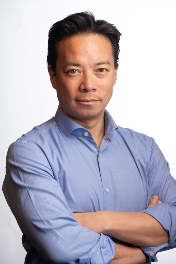 KEN SIM