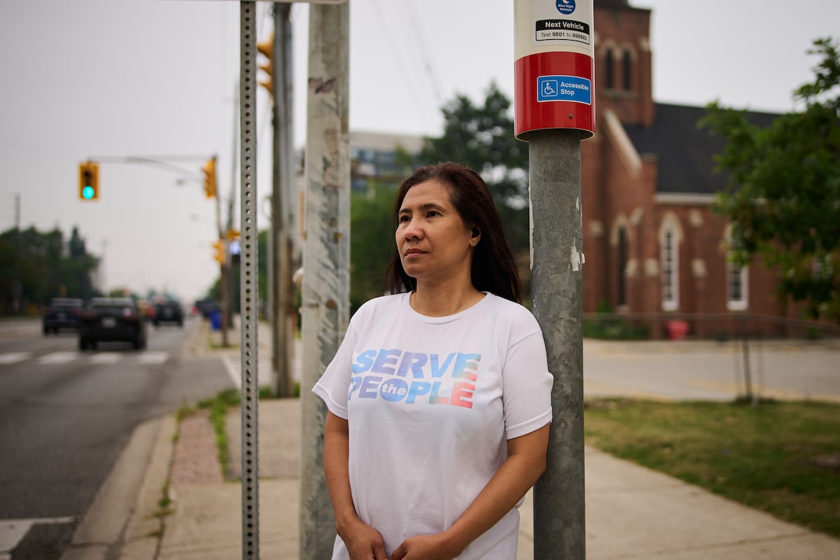 Immigrant volunteers provide a safety net to help newcomers navigate life in Canada