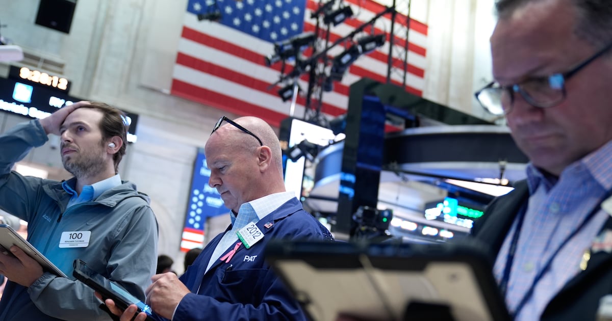 Markets today: Oil prices rise as AI stocks sink
