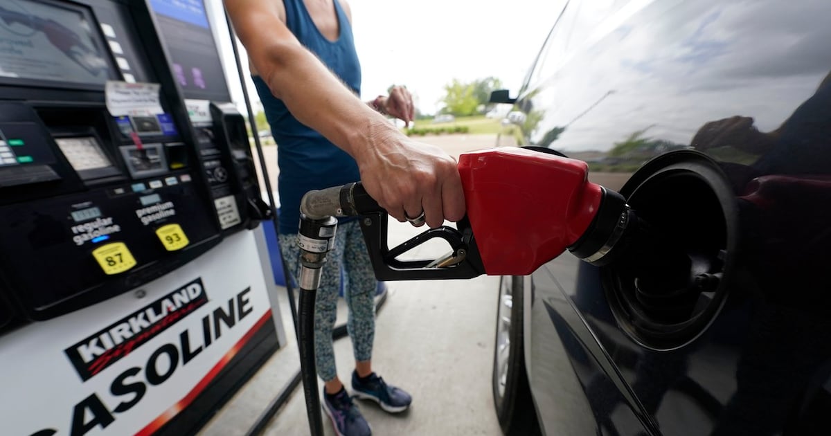 How much gas prices went up overnight in the Maritimes - CTV News