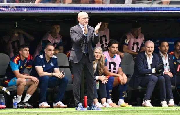 Spain coach Luis de la Fuente reacts against Belgium in their quarterfinal victory in Inglewood on July 10. (Photo by Keith Birmingham, Pasadena Star-News/ SCNG)