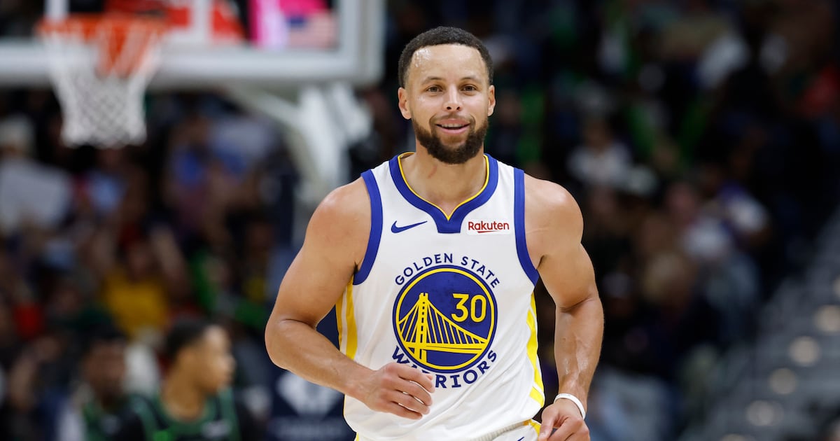 Golden State Warriors standing pat as Steph Curry era reaches another crossroads﻿