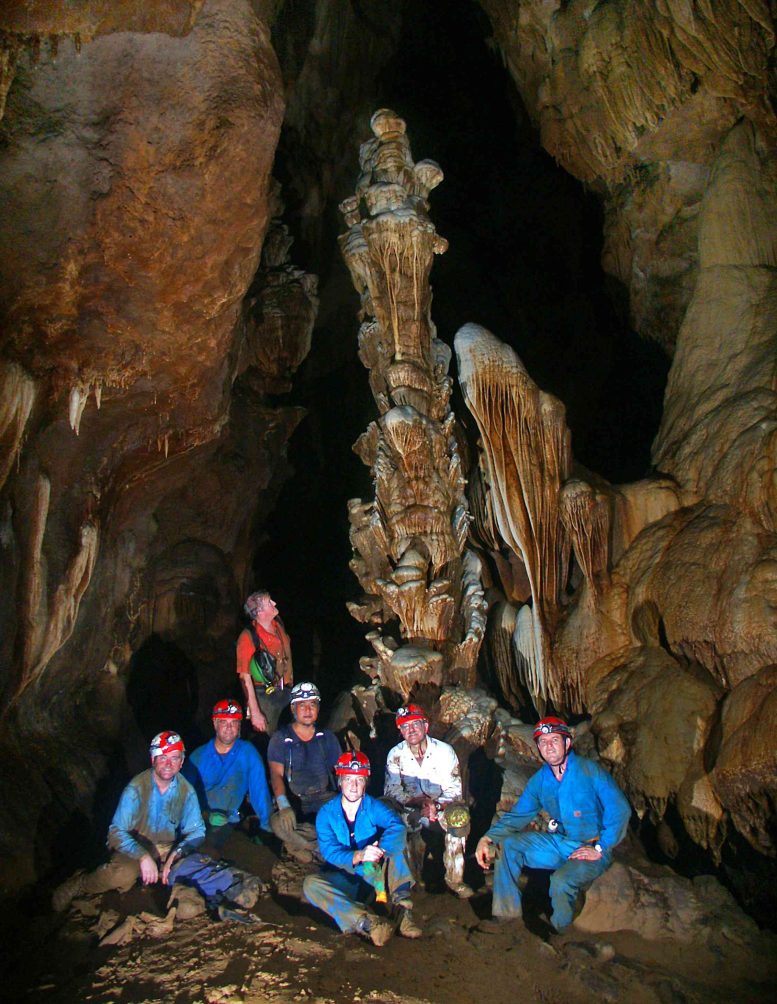 Liang Luar Cave Research Team