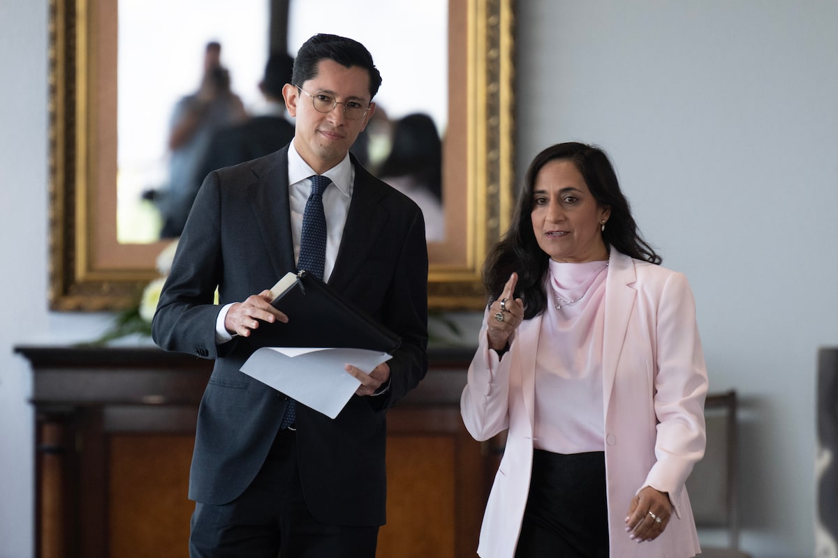 Mexico not looking to cut separate deal with U.S. and leave Canada out, top diplomat says