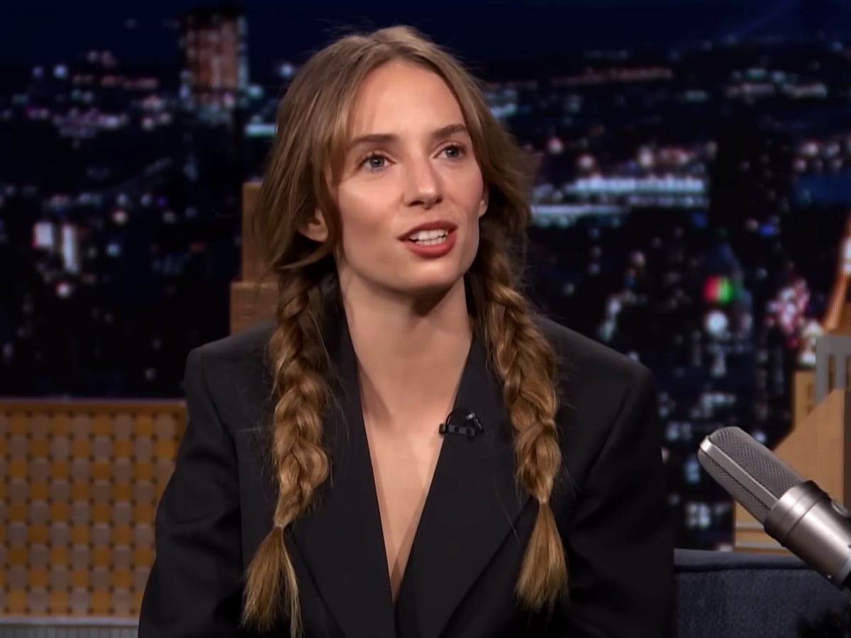 The 2000 song Maya Hawke called "the epic of our time"