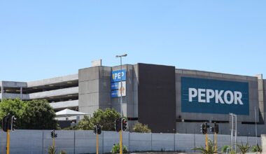 South Africa’s biggest retailers bets on it’s informal economy with $1.3 billion fintech platform