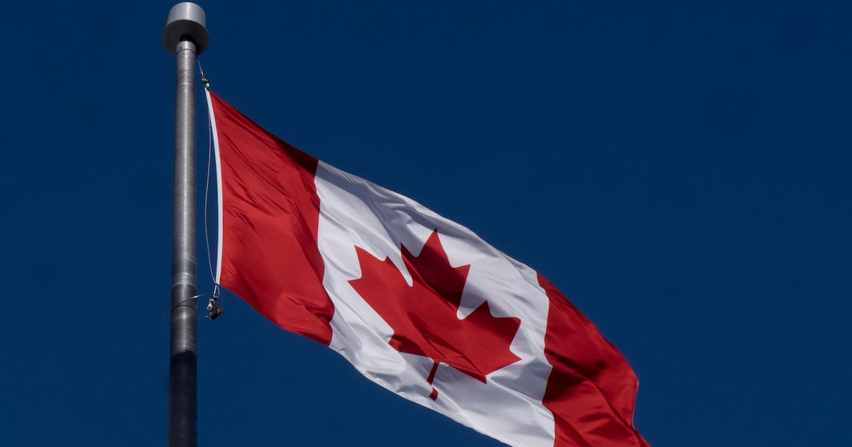 Giant Canadian flag to fly outside Ottawa City Hall in response to U.S. tariffs: Mayor