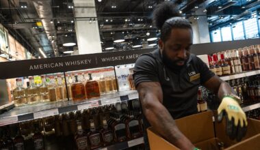 Decision to lift U.S. alcohol ban should be part of broader deal, Carney says
