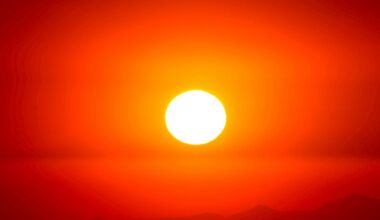 Edmonton extends poor air quality response due to wildfire smoke, activates heat response