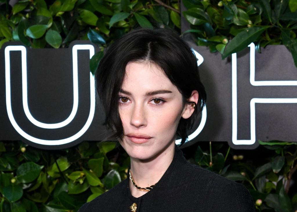 Gracie Abrams' 'Daughter From Hell' Questions About Its No. 1 Debut