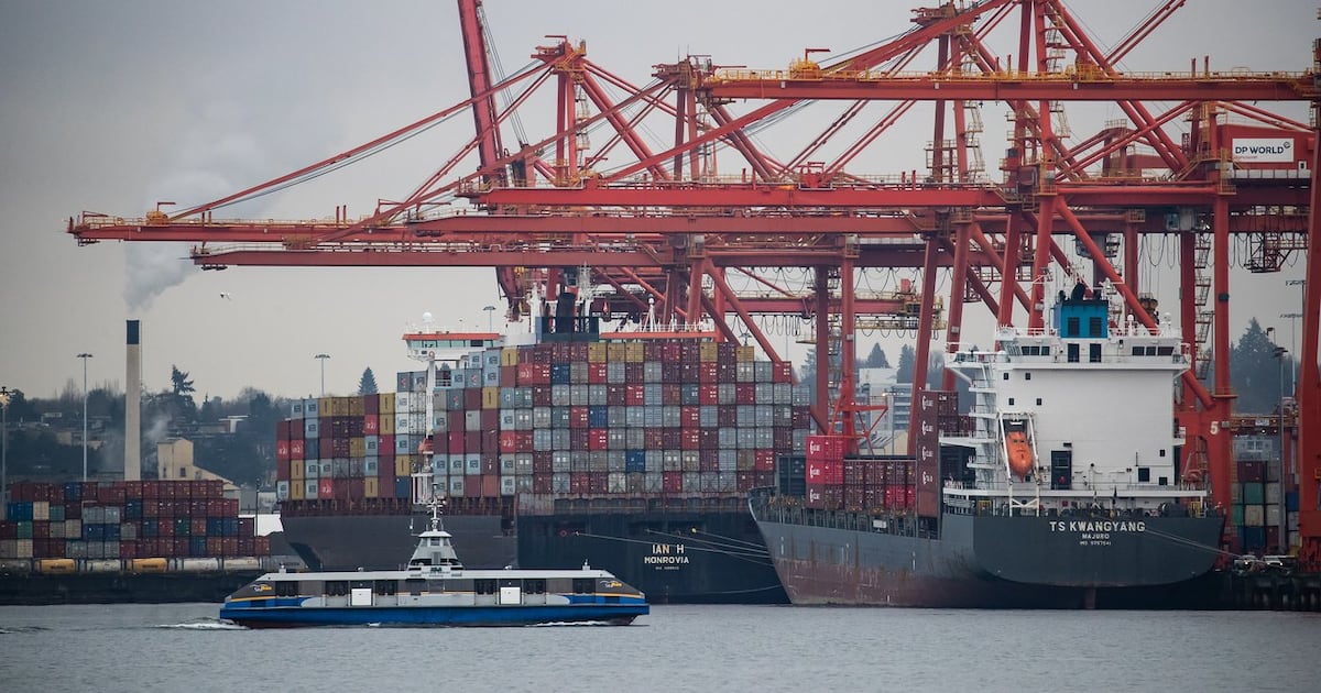 As shipping prices reach four-year high, expect to pay more ‘for just about everything’ - CTV News
