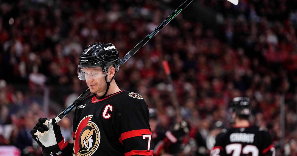 Ottawa Senators hold promotion inviting fans to exchange Brady Tkachuk jerseys